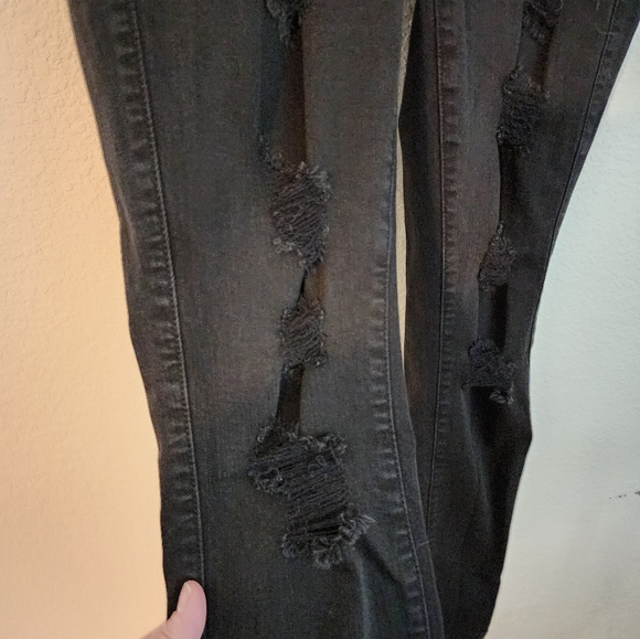 Torrid Bombshell Skinny Black Destructed Jeans 10 Reg Length - Picture 2 of 5